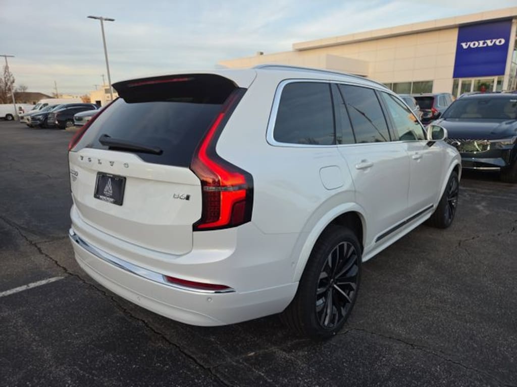 New 2026 Volvo XC90 B6 Ultra 7-Seater SUV