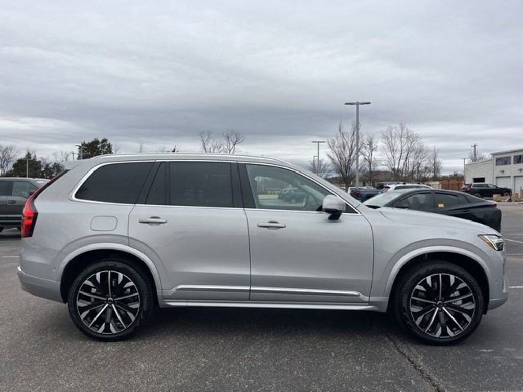 Certified 2025 Volvo XC90 plug-in hybrid T8 (2025.5) Plus 7-Seater SUV