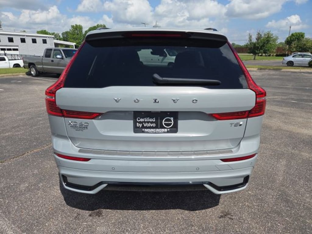 Certified 2025 Volvo XC60 plug-in hybrid T8 Ultra SUV