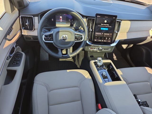 2026 Volvo XC90 Plus - Photo 15