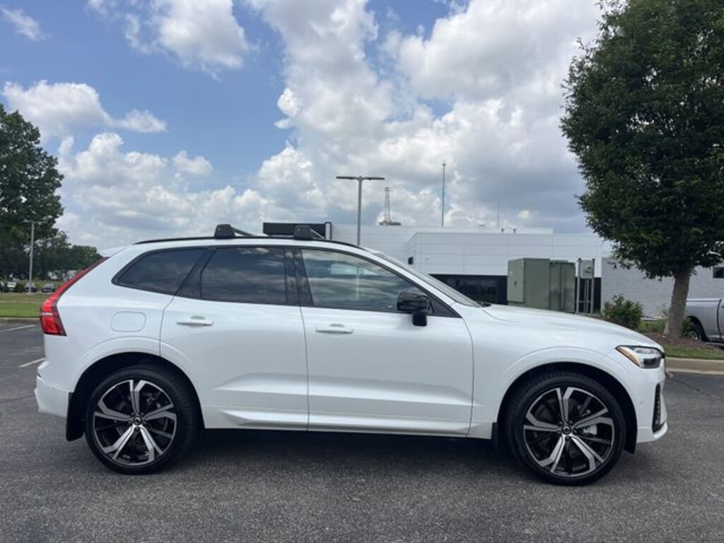 Used 2025 Volvo XC60 plug-in hybrid T8 Ultra SUV