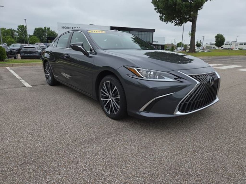 Used 2025 Lexus ES 350 Base Sedan