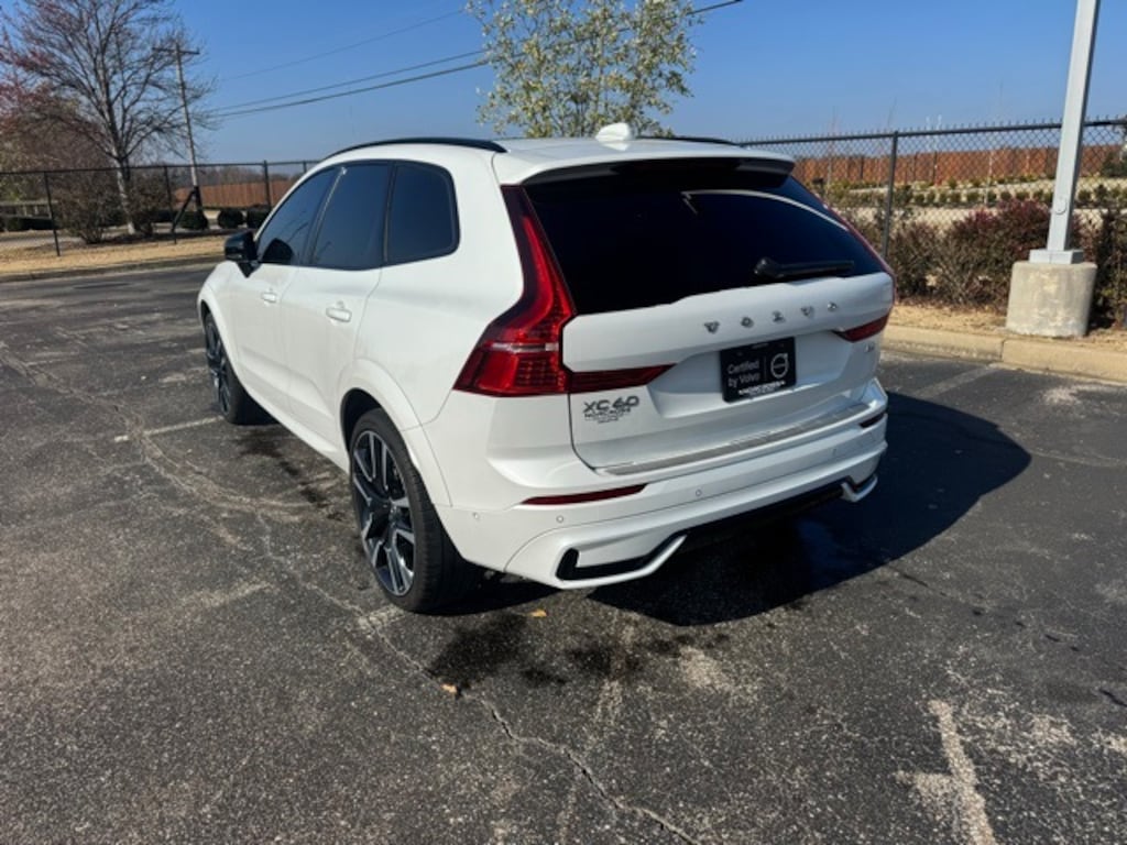 Used 2023 Volvo XC60 B5 FWD Ultimate Dark SUV
