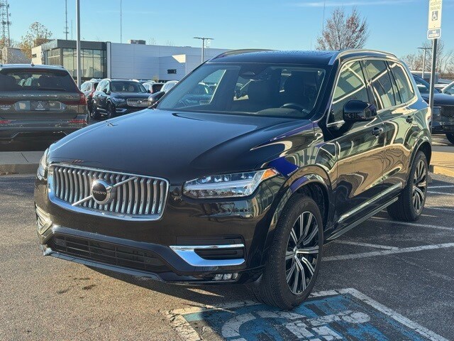 2024 Volvo XC90 B5 Core photo 2
