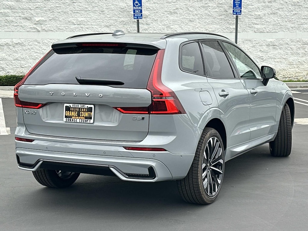 New 2026 Volvo XC60 B5 Ultra SUV