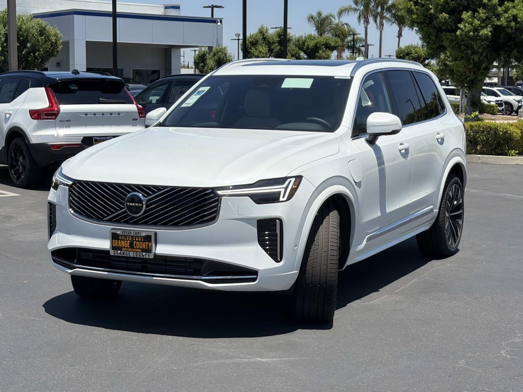 New 2026 Volvo XC90 plug-in hybrid T8 Plus 7-Seater SUV