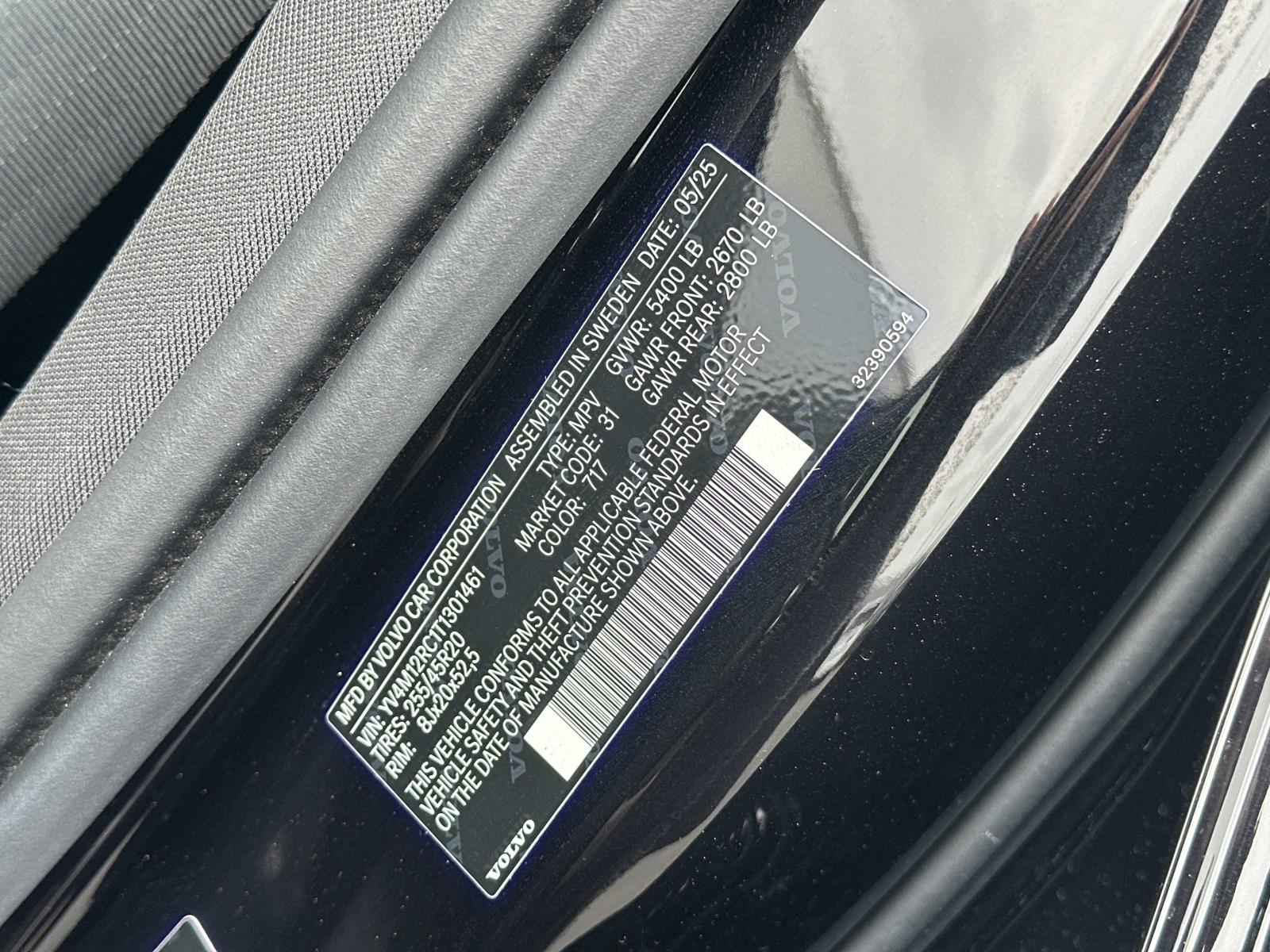 2026 Volvo XC60 Plus - Photo 28