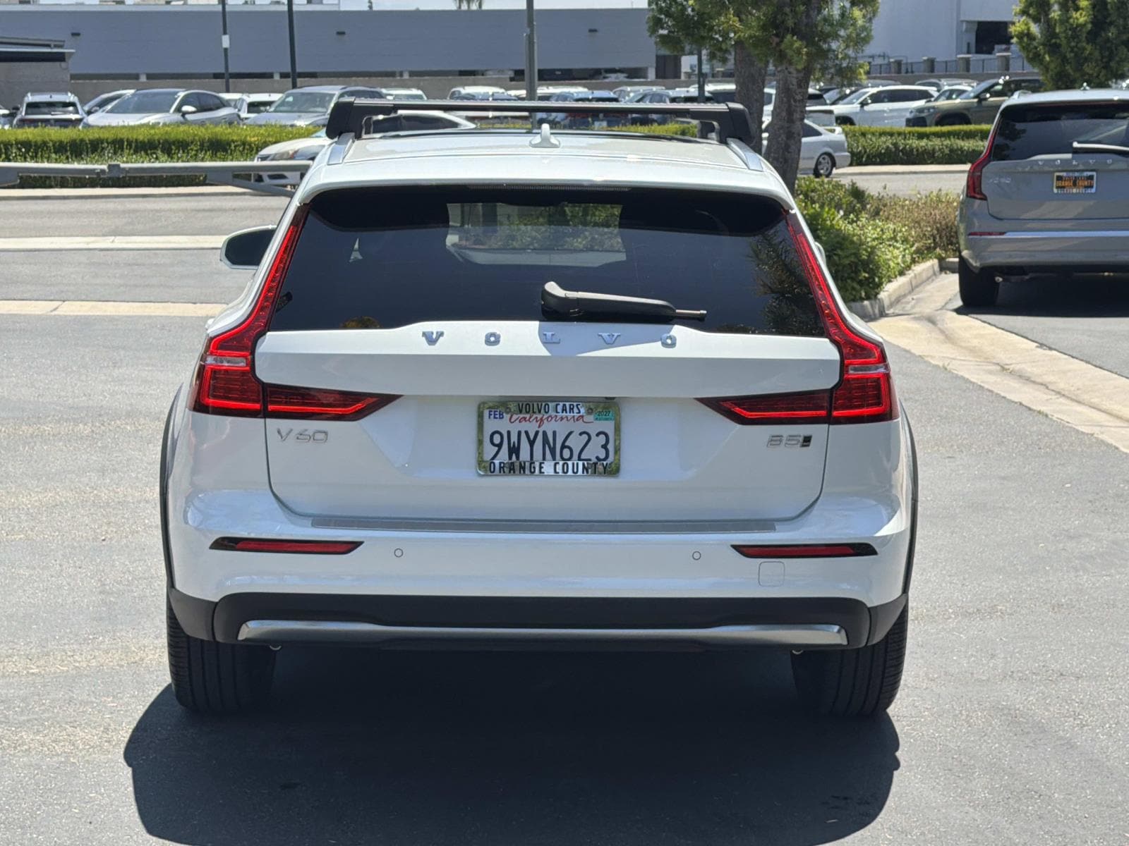 2026 Volvo V60 Cross Country Plus - Photo 6