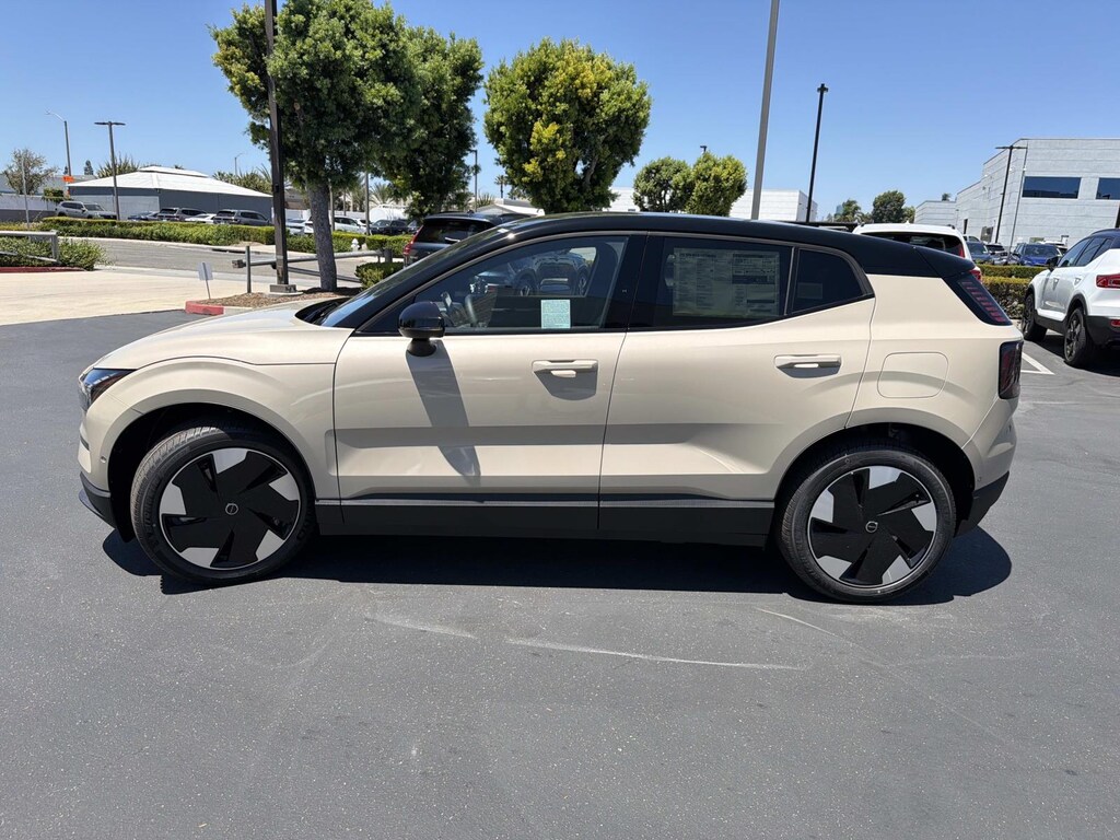 New 2026 Volvo EX30 Twin Motor Ultra SUV