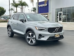 2026 Volvo XC40 B5 Plus SUV