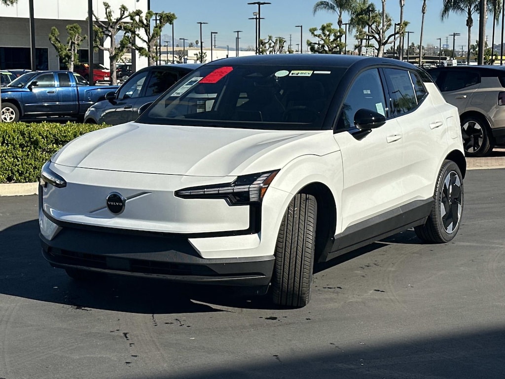 New 2026 Volvo EX30 Twin Motor Plus SUV