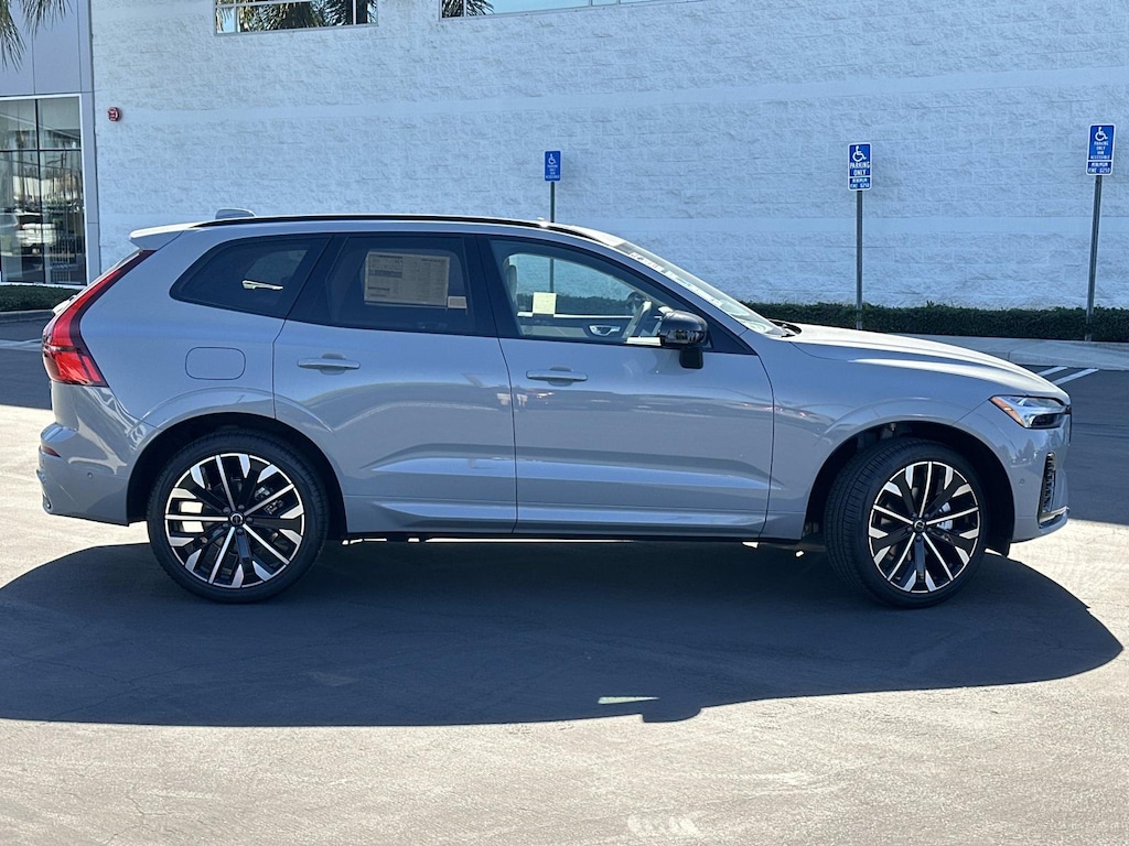 New 2026 Volvo XC60 B5 Ultra SUV
