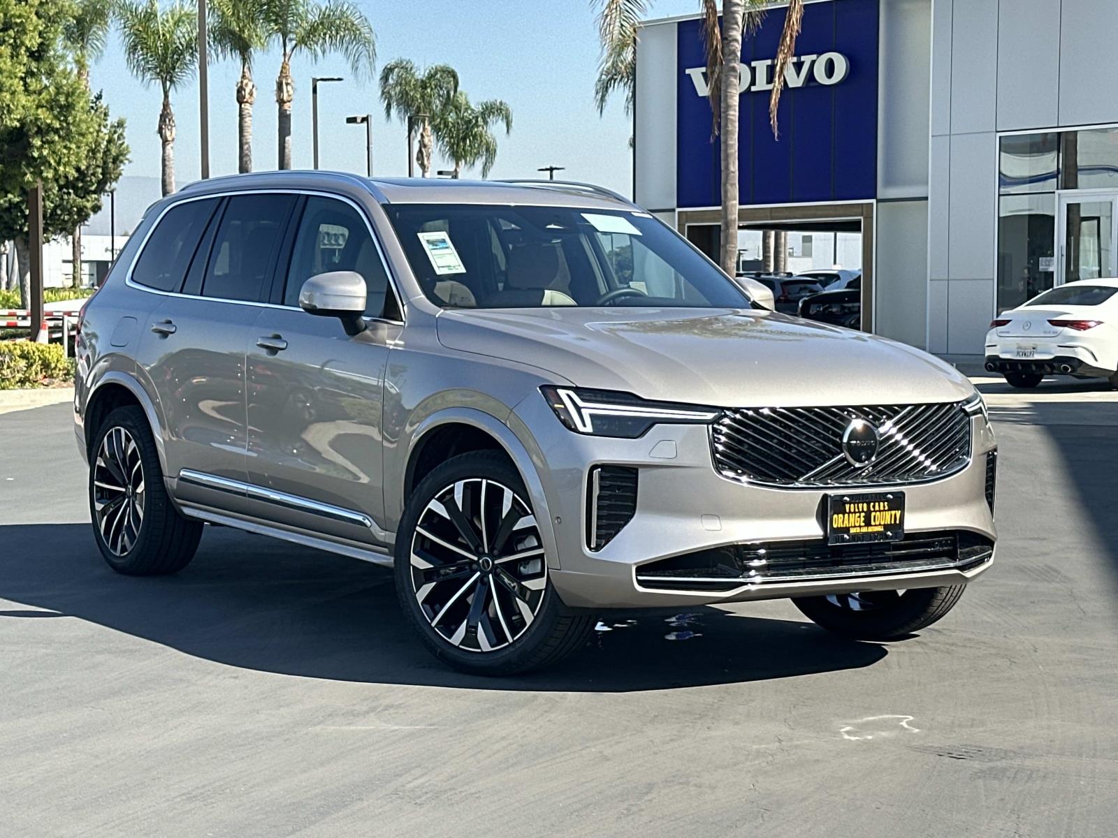 2026 Volvo XC90 Plus's photo