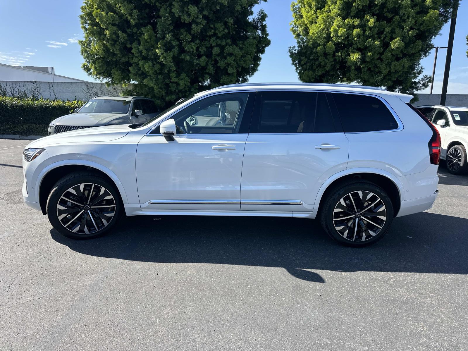 2026 Volvo XC90 Ultra - Photo 7