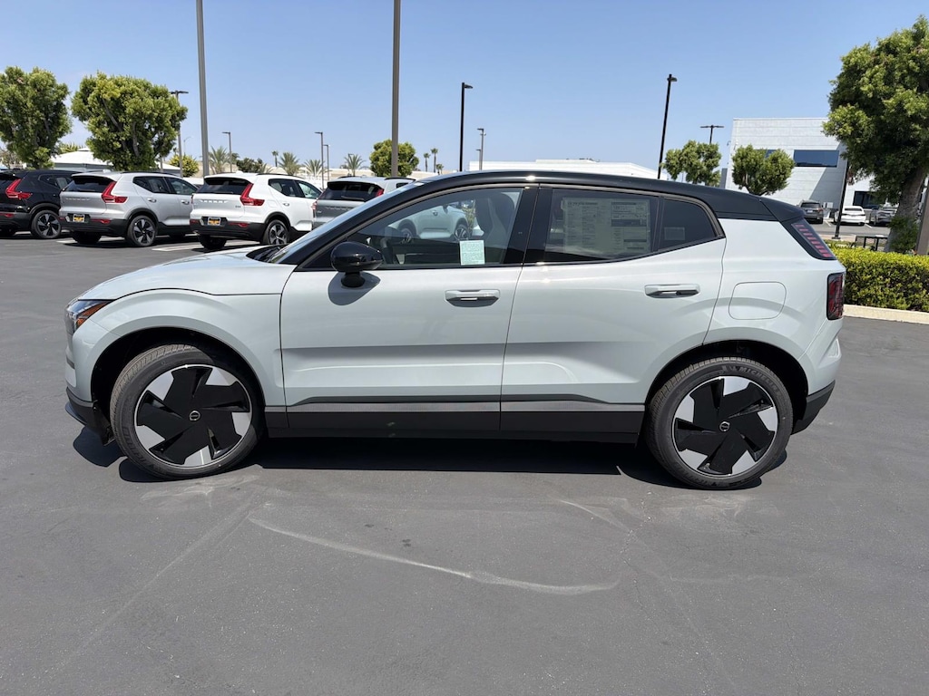 New 2026 Volvo EX30 Twin Motor Plus SUV