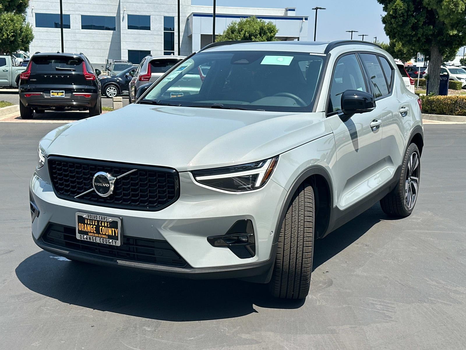 2026 Volvo XC40 Ultra - Photo 6