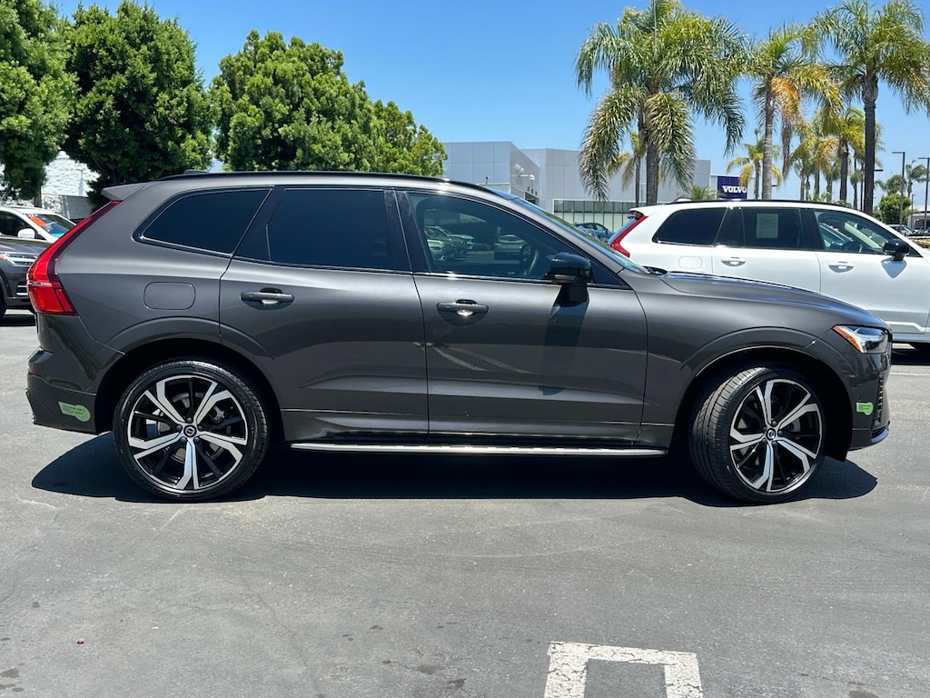 Certified 2022 Volvo XC60 Recharge Plug-In Hybrid T8 eAWD PHEV R-Design Sport Utility