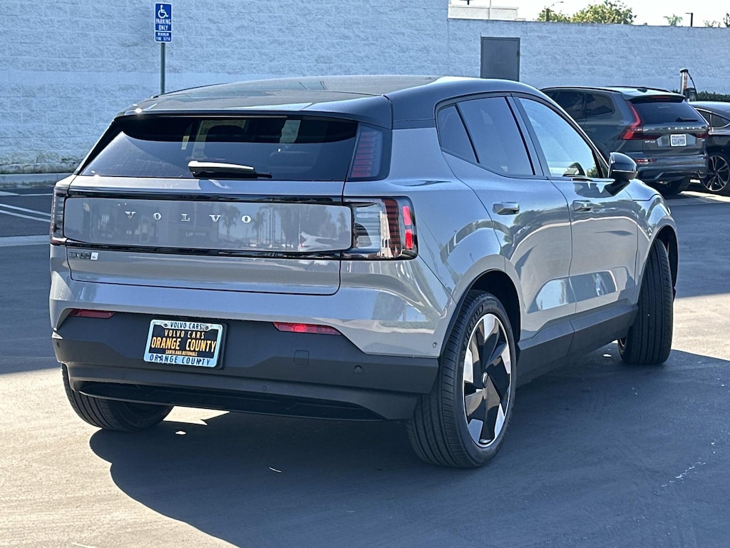 New 2025 Volvo EX30 Twin Motor Ultra SUV