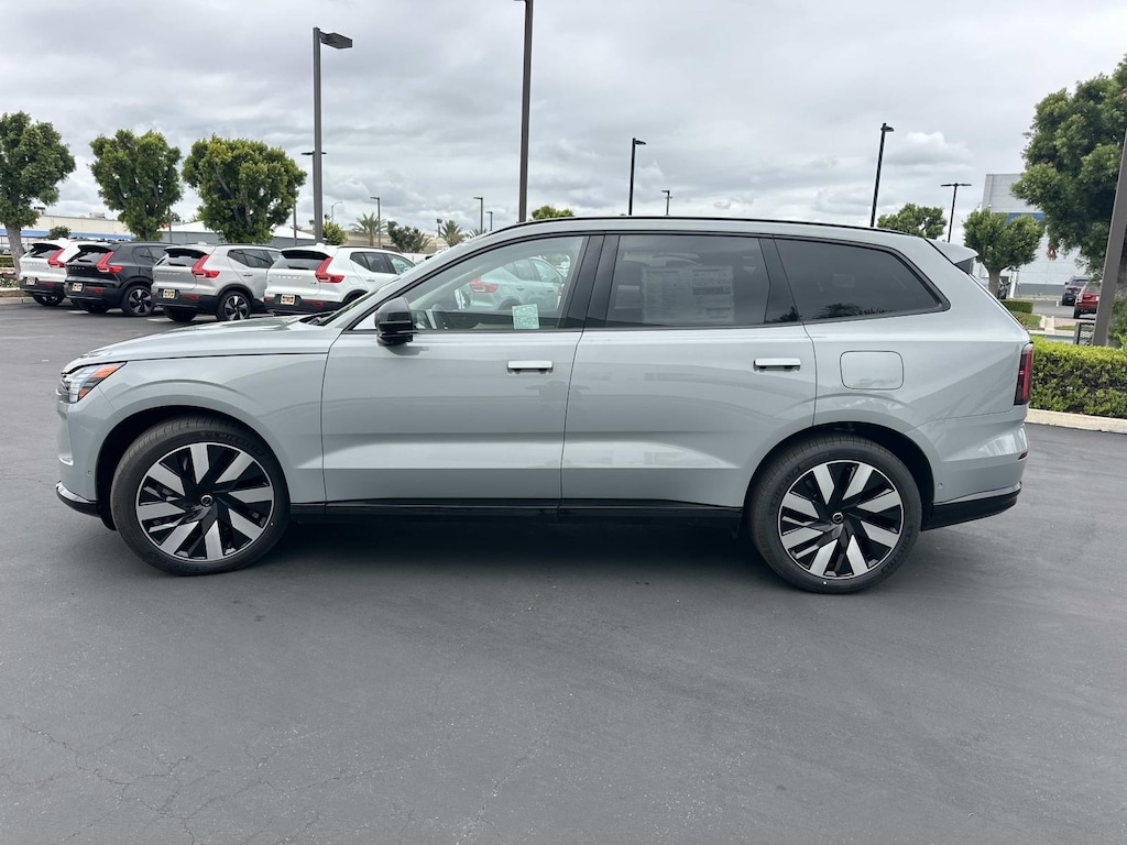 New 2026 Volvo EX90 Twin Motor Performance Ultra 6-Seater SUV