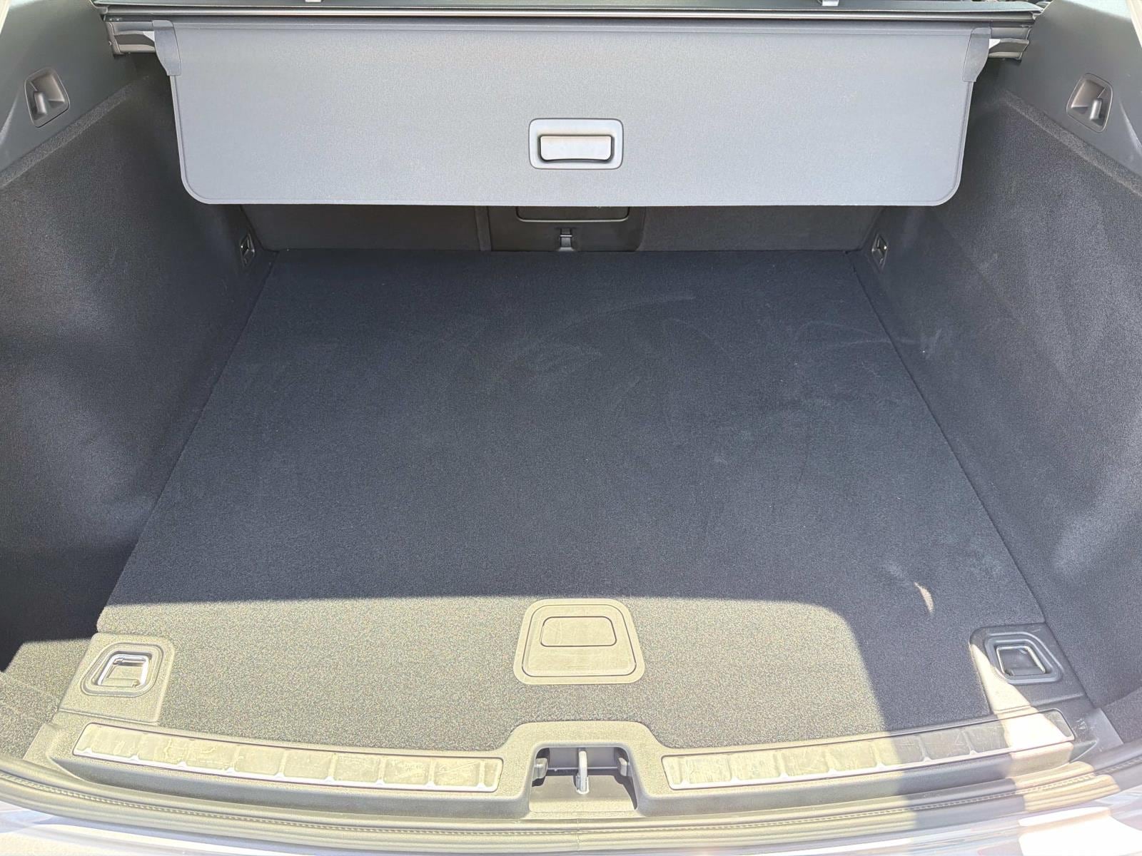 2026 Volvo XC60 Plus - Photo 23