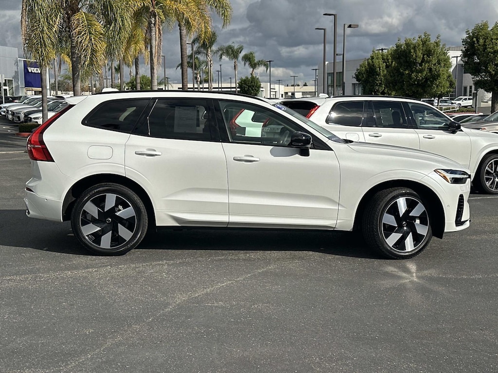 Certified 2025 Volvo XC60 Plug-In Hybrid T8 AWD Plus Sport Utility