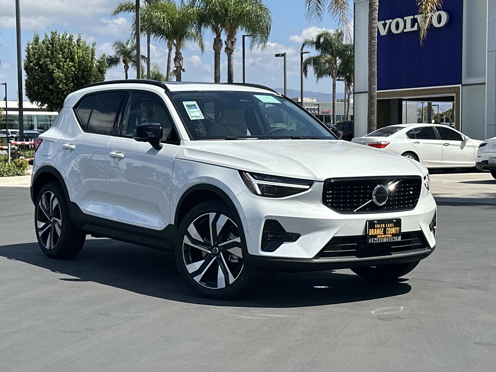 2026 Volvo XC40 B5 Ultra AWD SUV