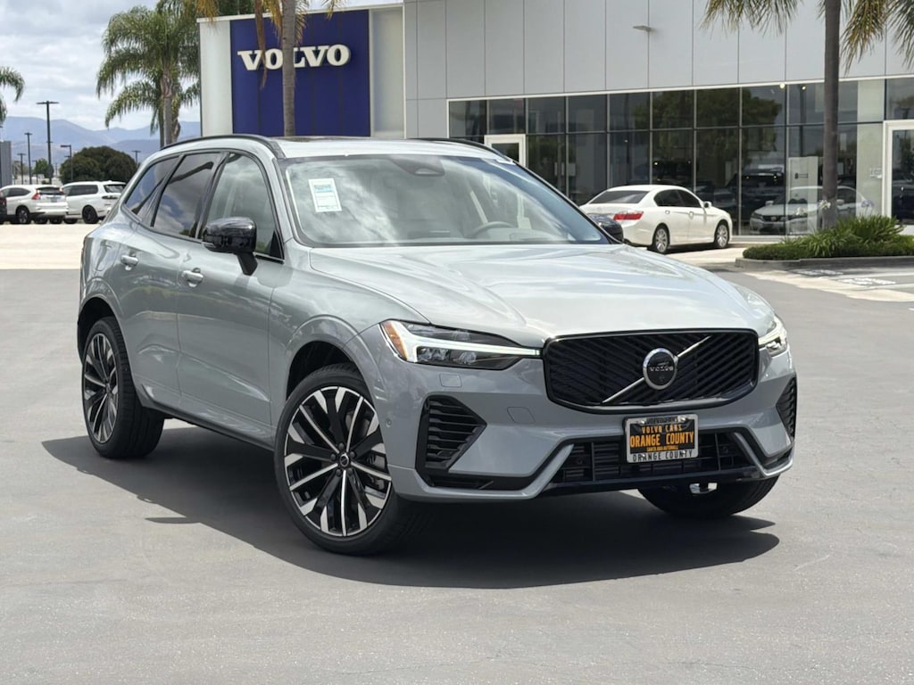 New 2026 Volvo XC60 plug-in hybrid T8 Ultra SUV