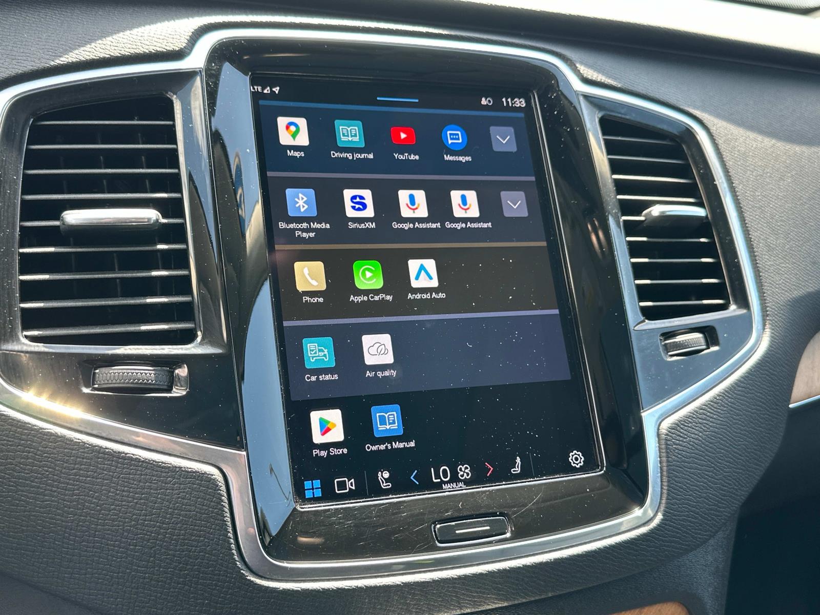 2023 Volvo XC90 Plus - Photo 11