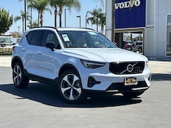 2026 Volvo XC40 B5 Plus SUV