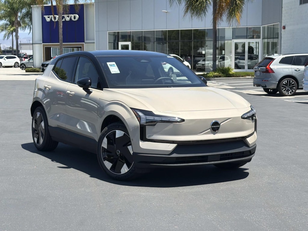 New 2026 Volvo EX30 Twin Motor Ultra SUV