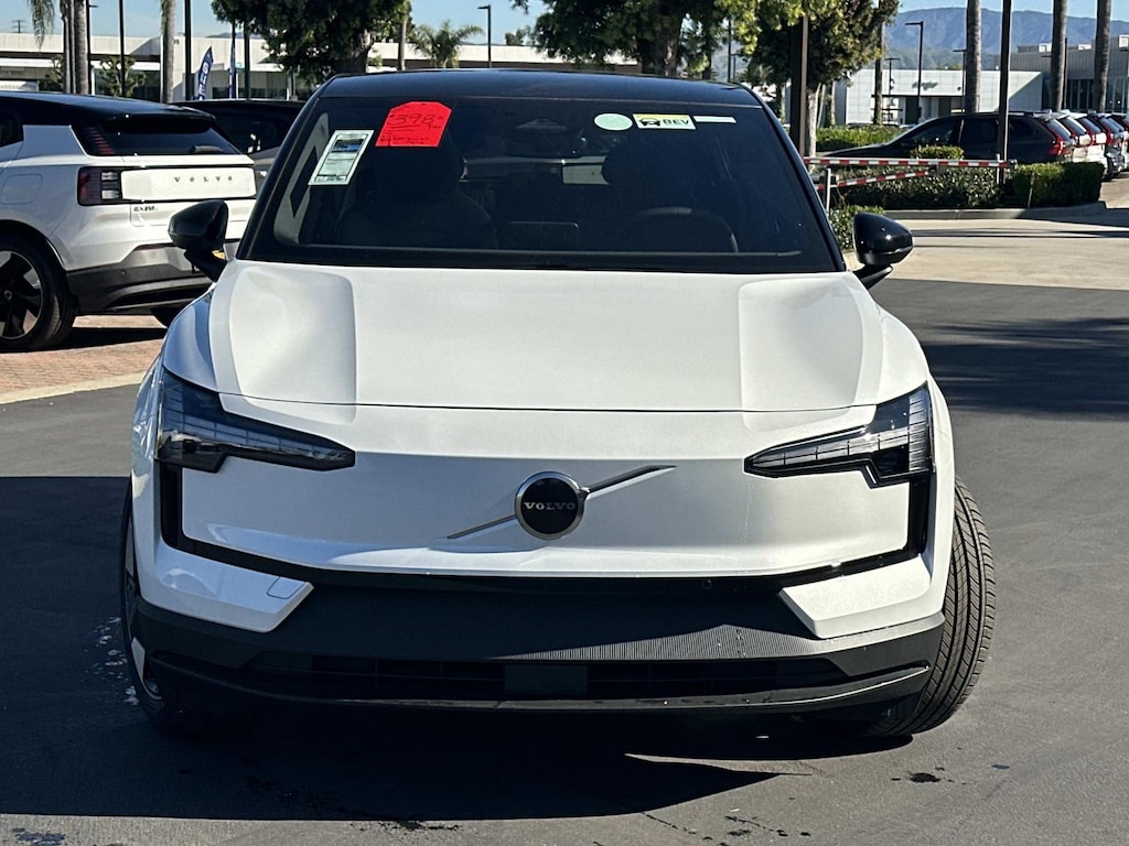 New 2026 Volvo EX30 Twin Motor Plus SUV