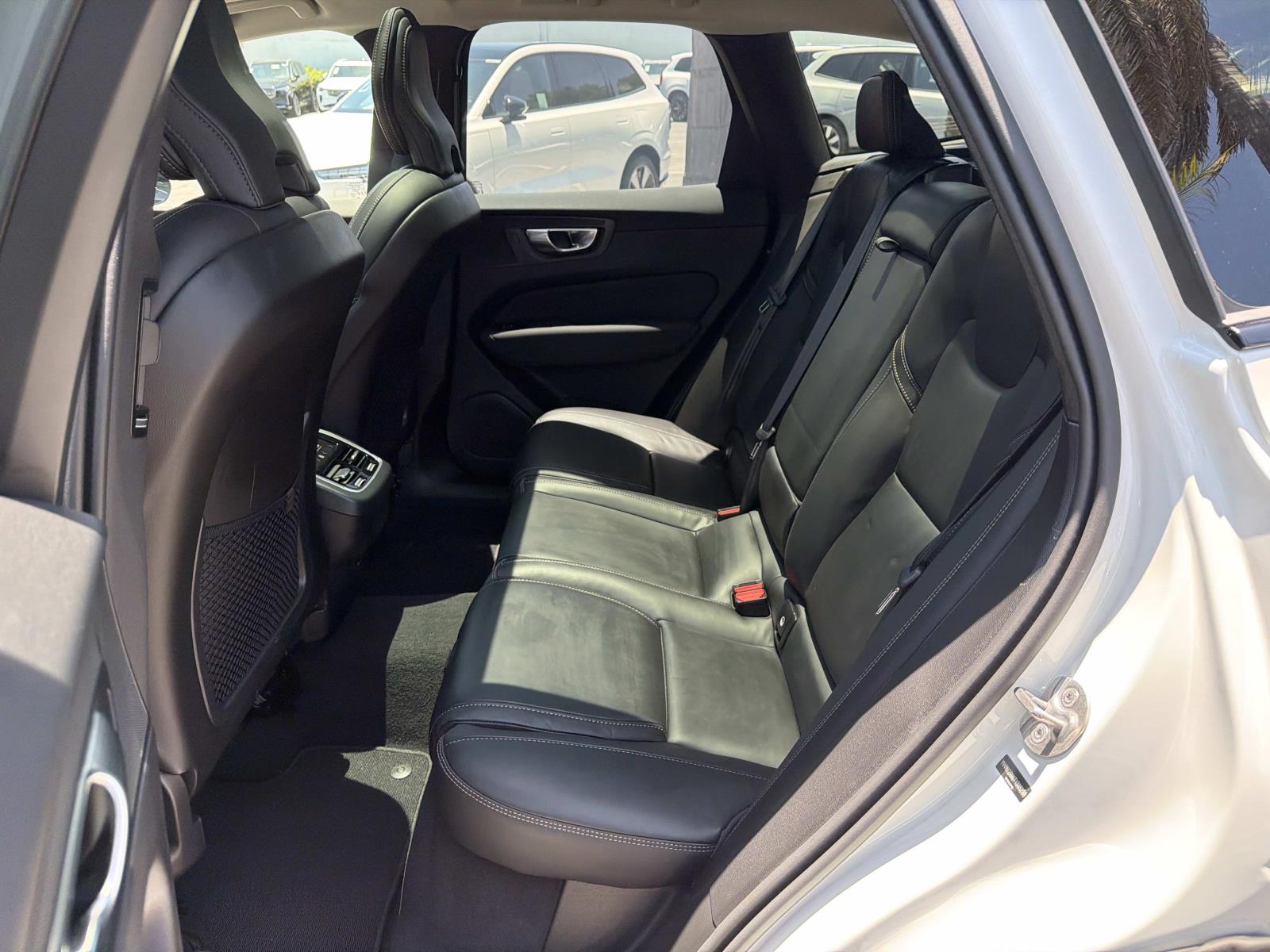 2026 Volvo XC60 Ultra - Photo 21