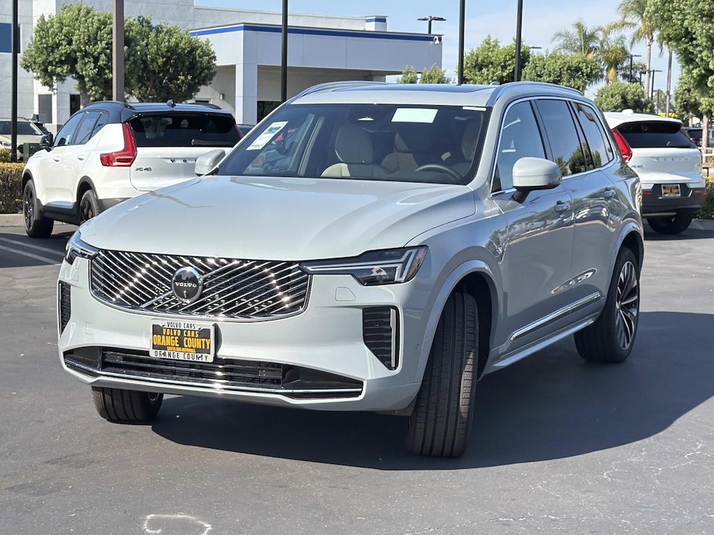New 2026 Volvo XC90 B6 Plus 7-Seater SUV