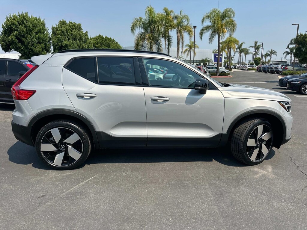 Certified 2023 Volvo XC40 Recharge Pure Electric Twin eAWD Ultimate Sport Utility