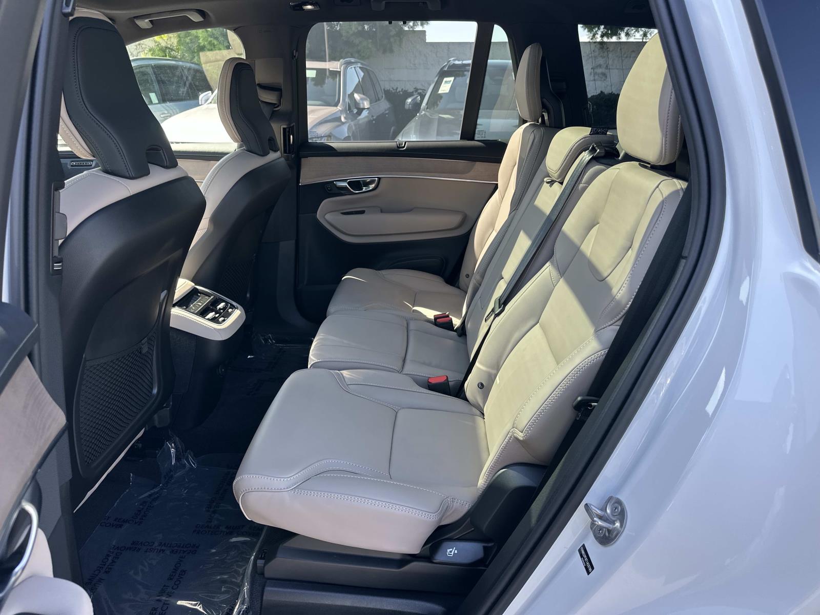 2026 Volvo XC90 Ultra - Photo 21