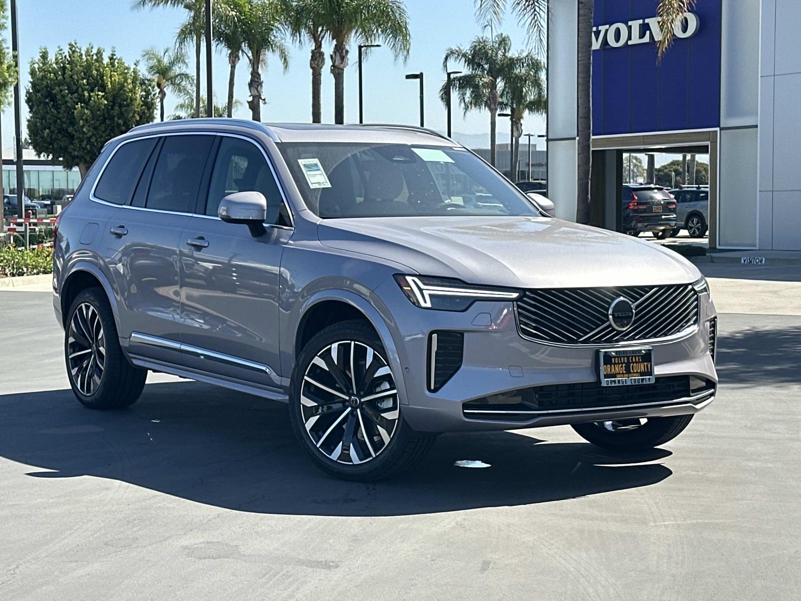 2026 Volvo XC90 Plus's photo