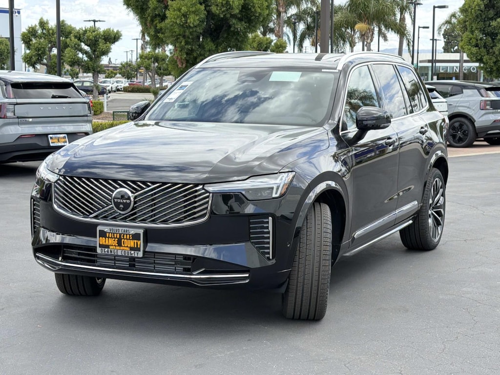 New 2026 Volvo XC90 plug-in hybrid T8 Plus 7-Seater SUV