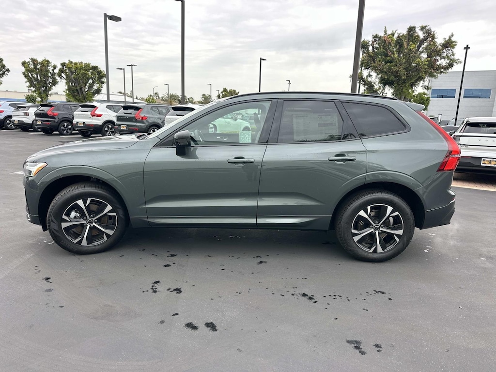 New 2026 Volvo XC60 B5 Core SUV