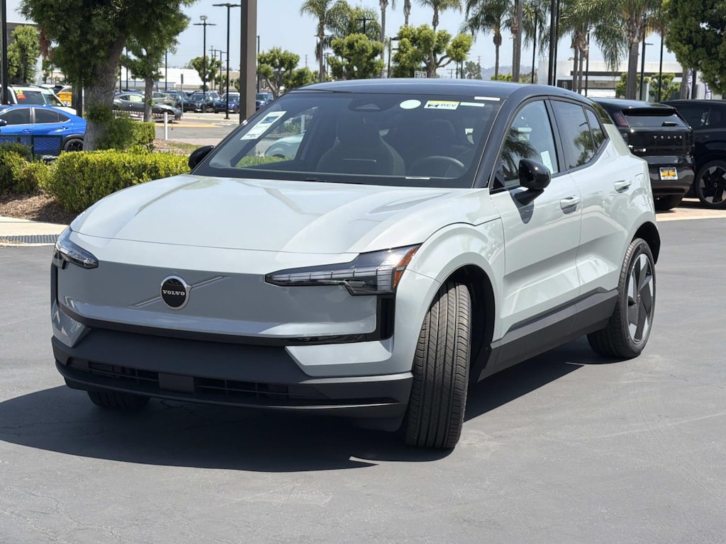 New 2026 Volvo EX30 Twin Motor Plus SUV