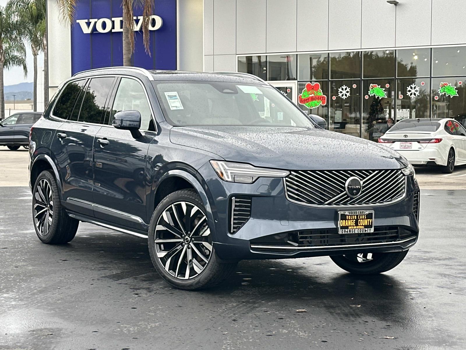 2026 Volvo XC90 Plus's photo