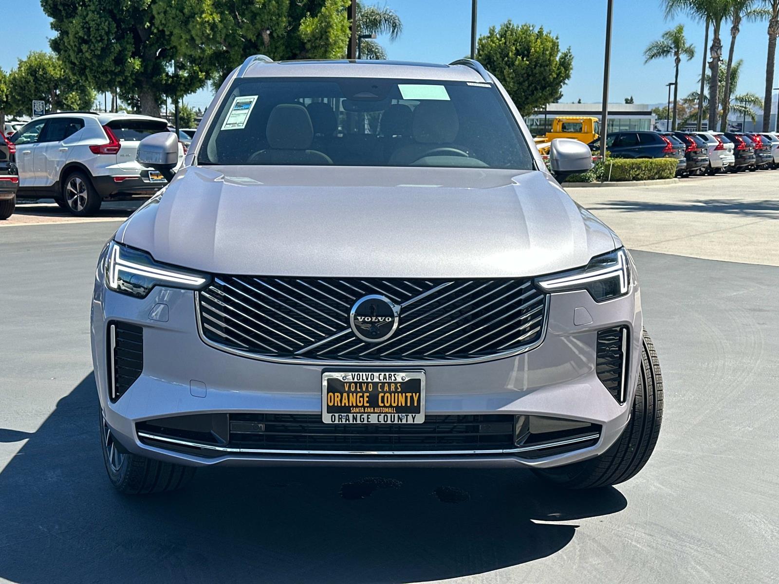 2026 Volvo XC90 B5 Plus photo 2