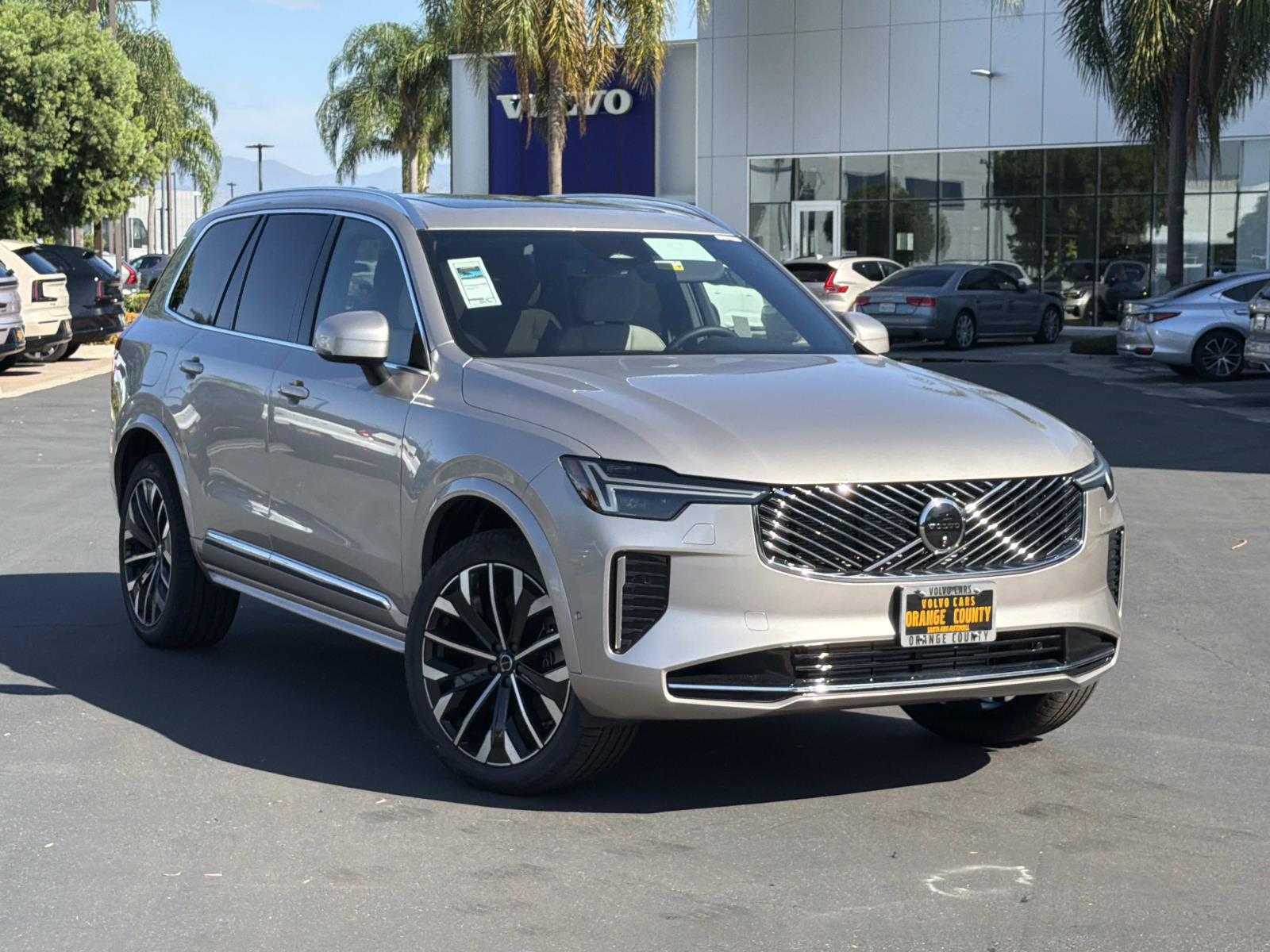 2026 Volvo XC90 plug-in hybrid T8 Plus 7-Seater eAWD SUV