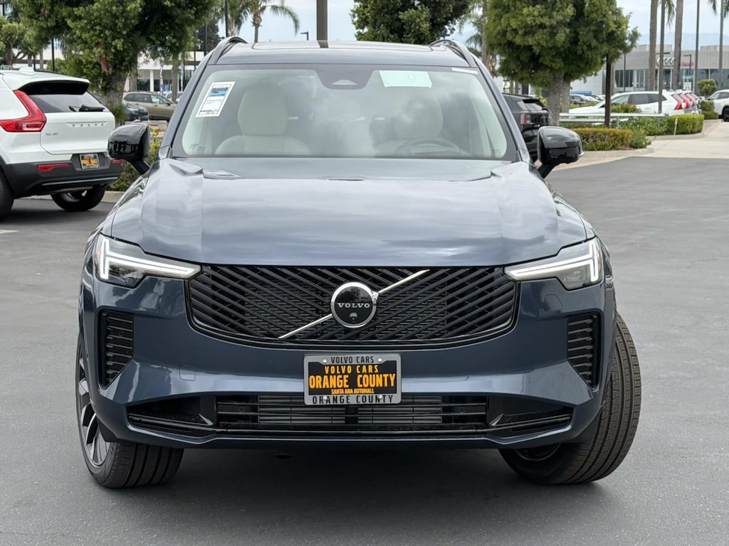 New 2026 Volvo XC90 plug-in hybrid T8 Ultra Dark Theme 6-Seater SUV