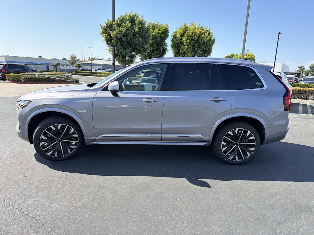 New 2026 Volvo XC90 B6 Plus 7-Seater SUV