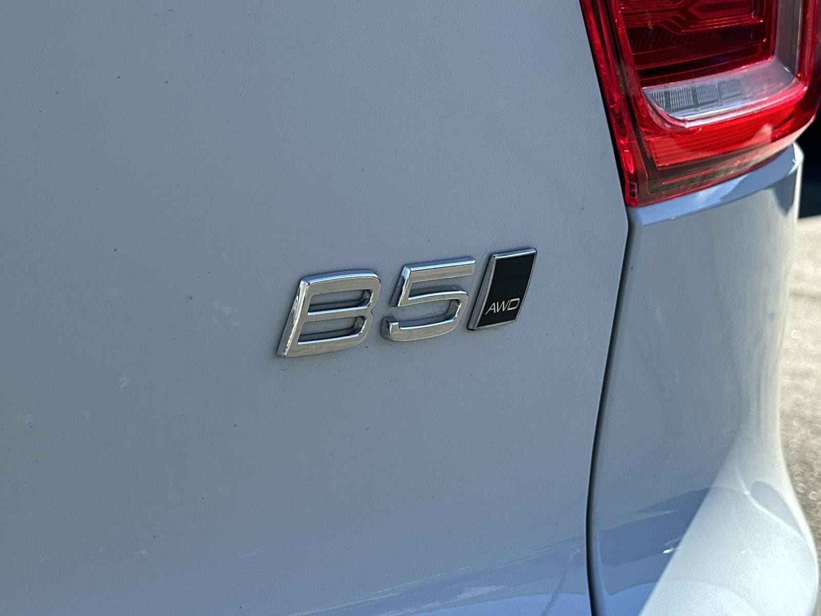 2026 Volvo XC40 Plus - Photo 28