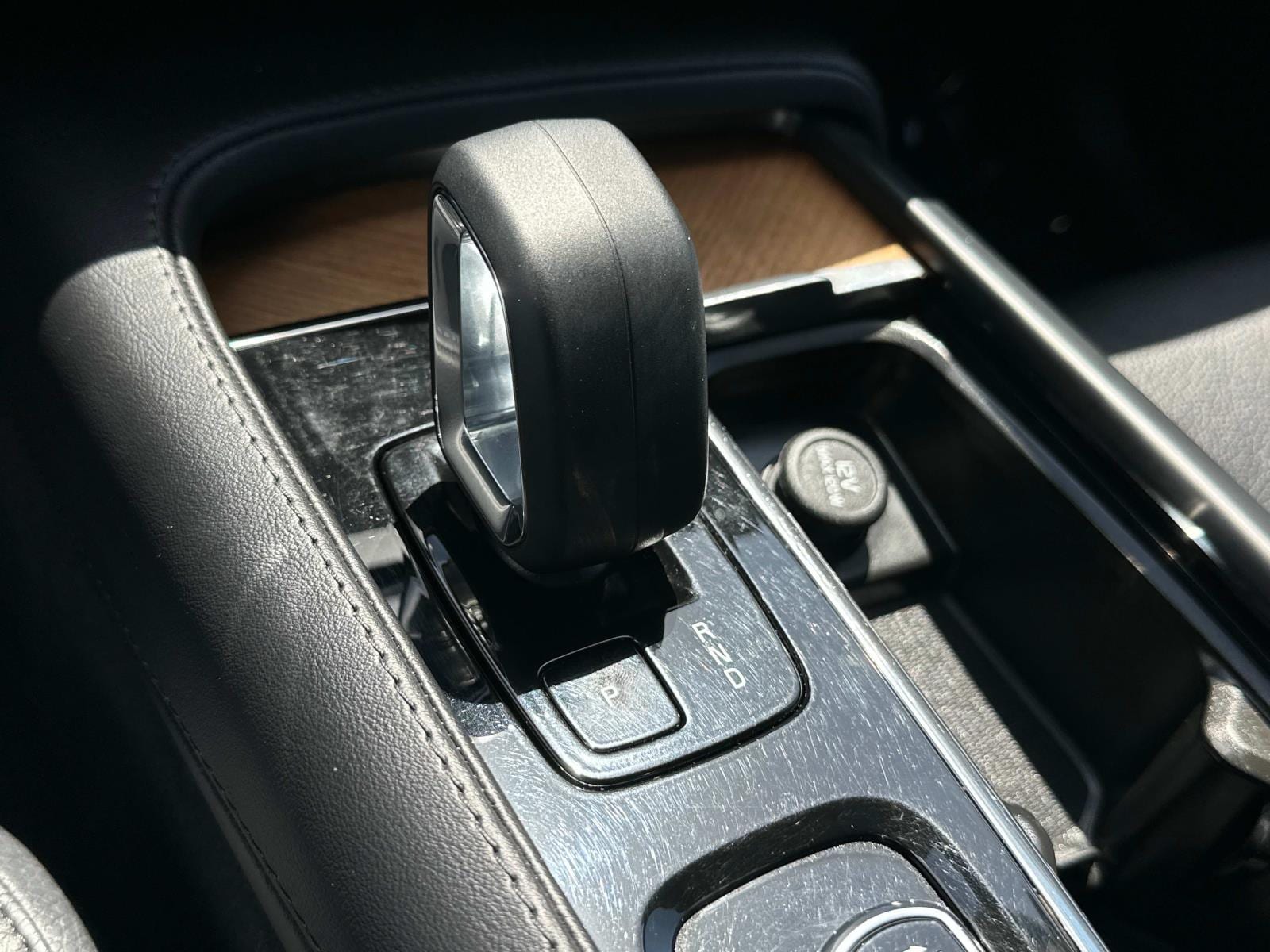 2023 Volvo XC90 Plus - Photo 14