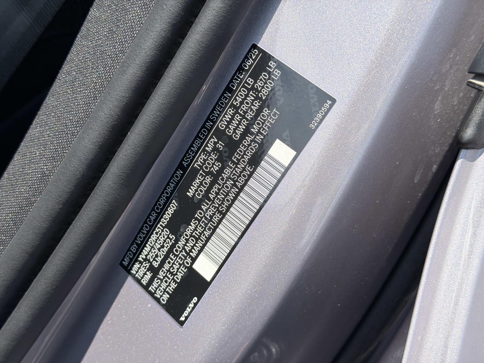 2026 Volvo XC60 Plus - Photo 29