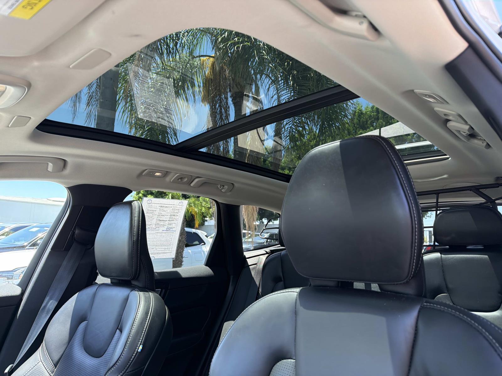 2023 Volvo XC60 Ultimate - Photo 30