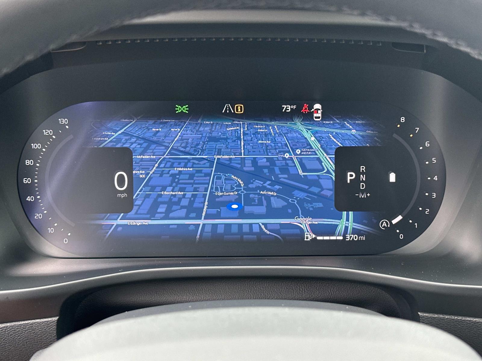 2026 Volvo XC40 Plus - Photo 10