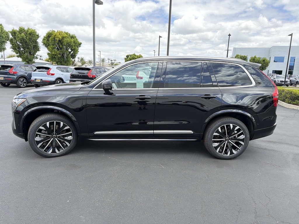 New 2026 Volvo XC90 plug-in hybrid T8 Plus 7-Seater SUV